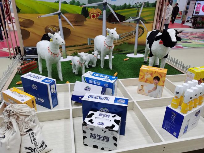 新闻特写:展特色产品,庆农民丰收