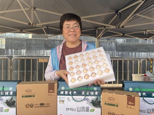 大口吃肉 泉水人家 农畜盛宴香飘四溢 市民 吃货 流连忘返